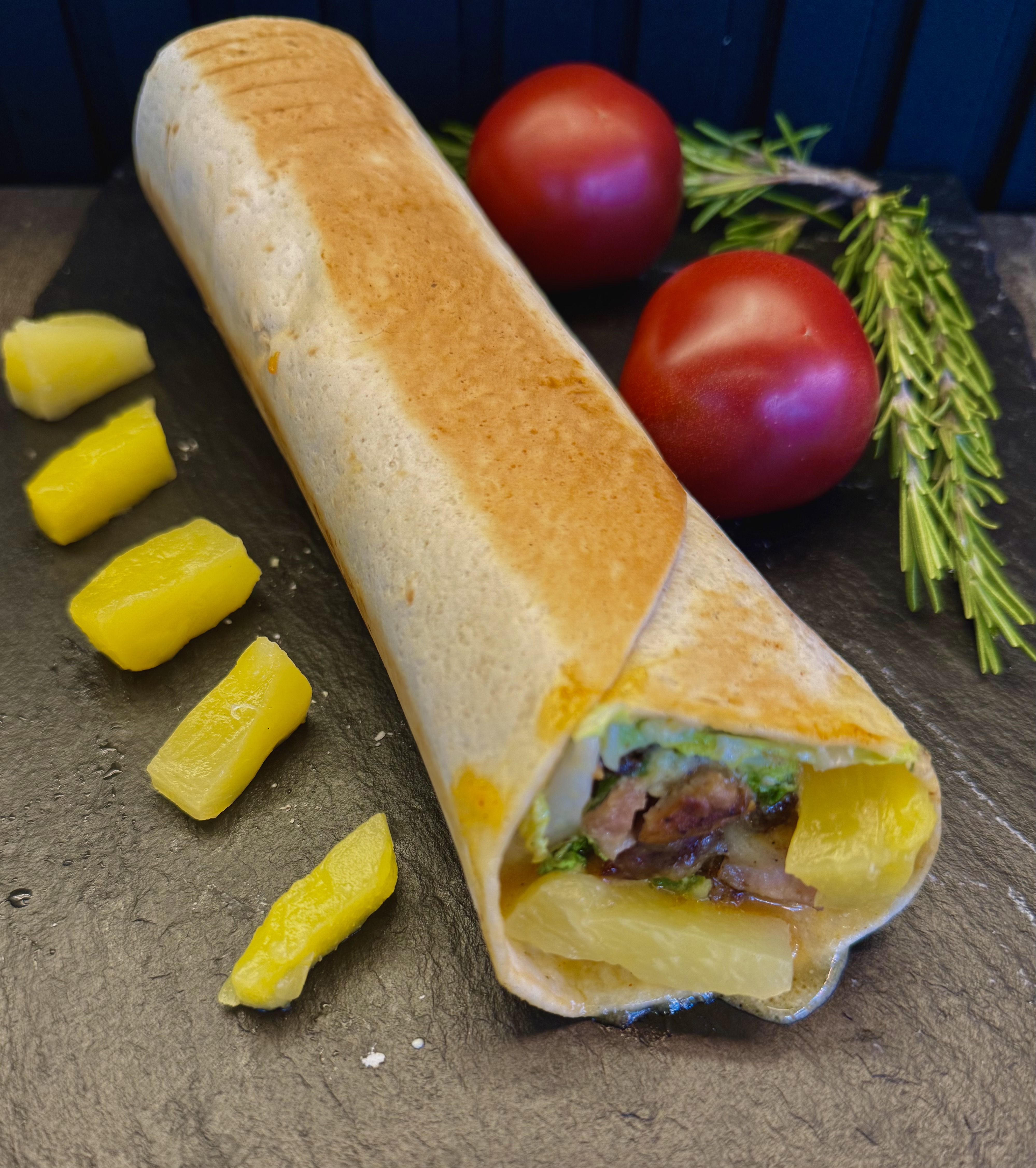 Авторська з ананасом lux